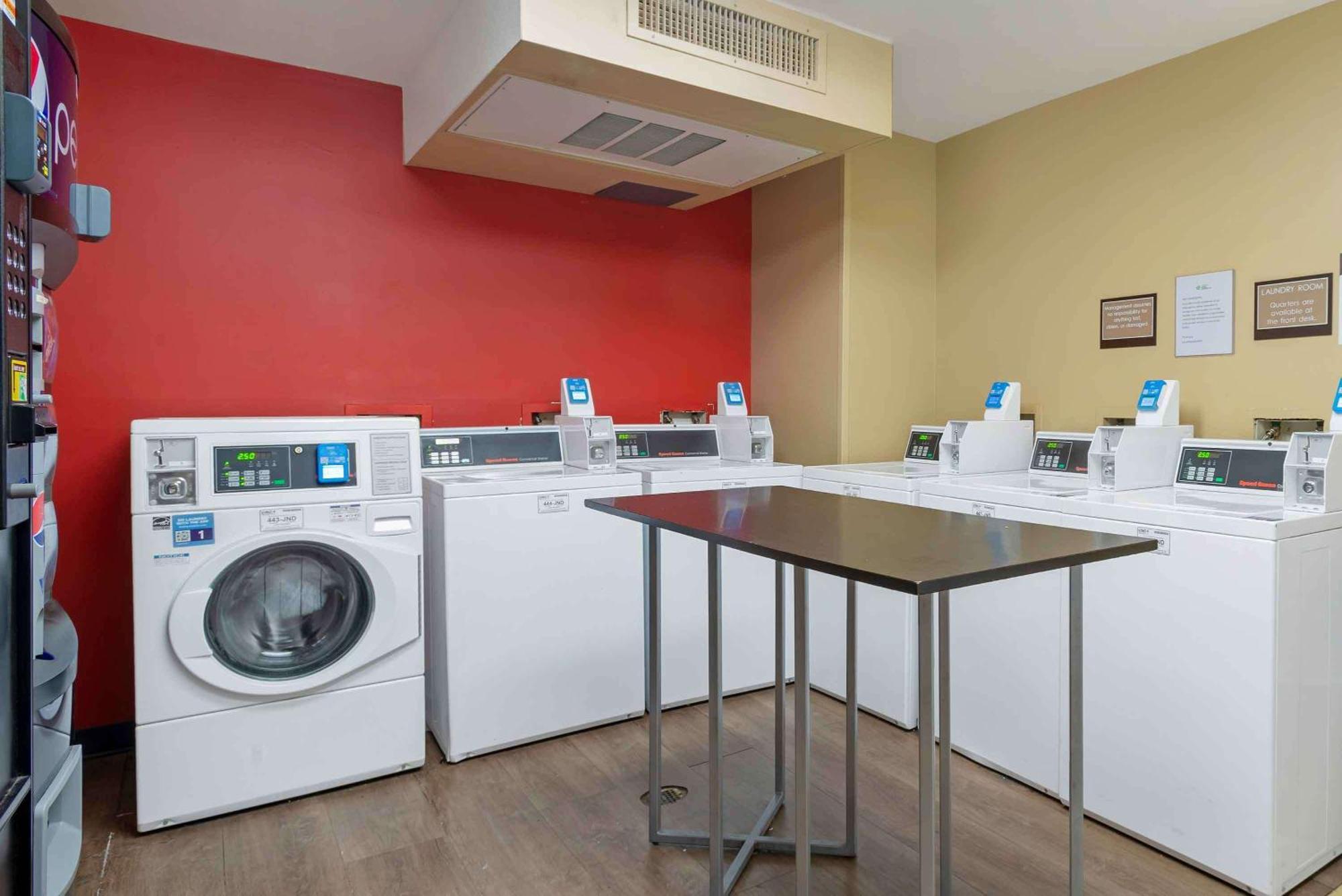 Extended Stay America Suites - Hanover - Parsippany Whippany Bagian luar foto